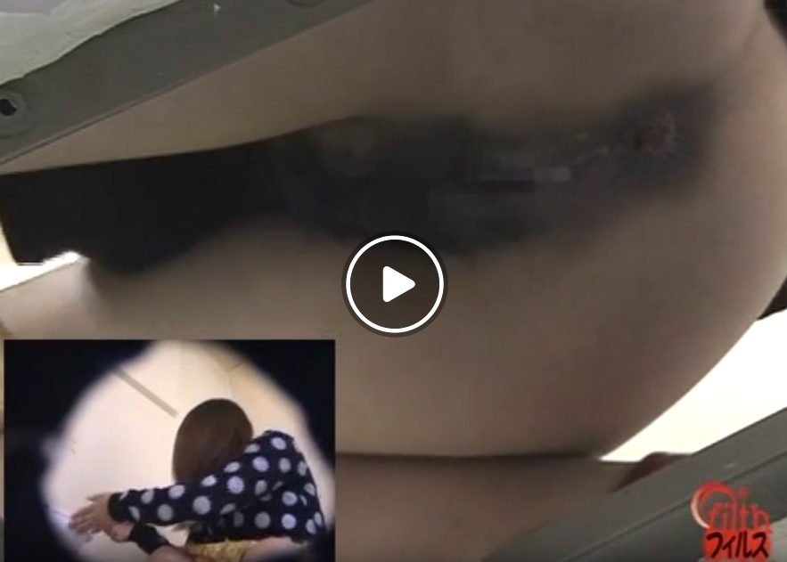 スマートなうんこをして退出する女性