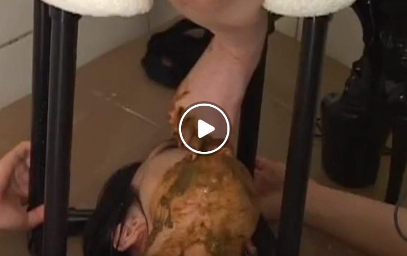 女王様にうんこを食わされる