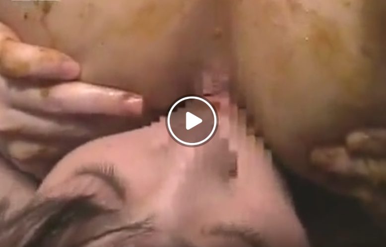 危険なレズのスカトロプレイ