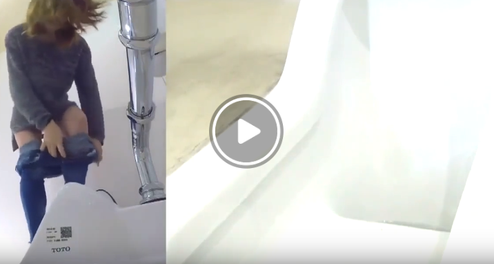 ジーンズ脱いでからの脱糞